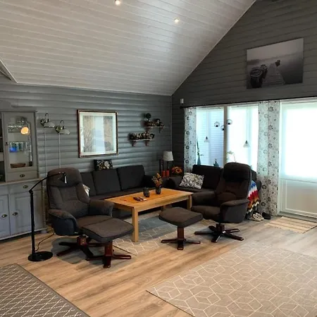 Lykkebo, Skjoldehamnveien 1151, Nygard, Andoy Risoyhamn